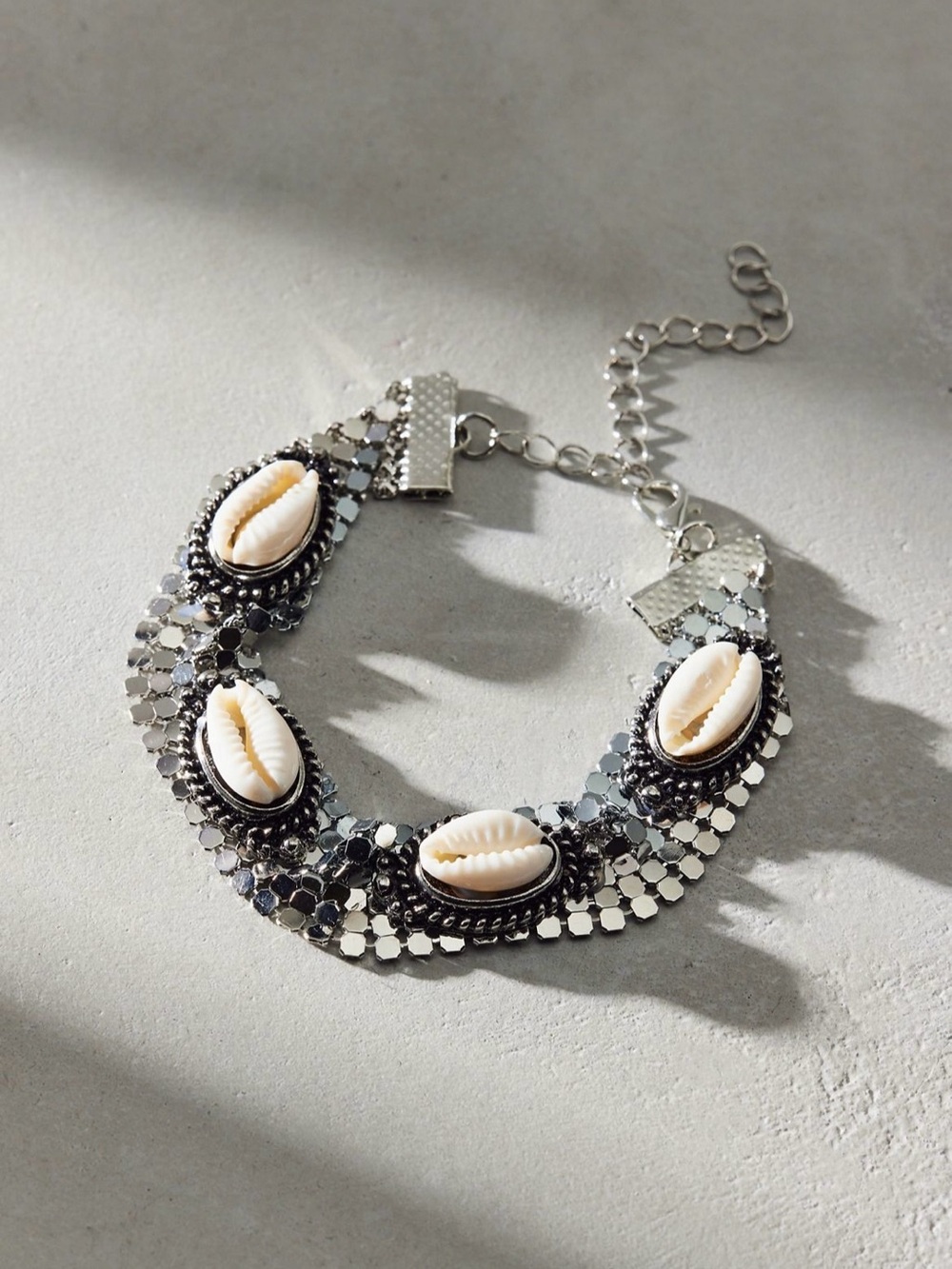 Tidal Trinket Silver Shell Mesh Bracelet